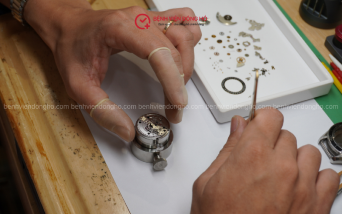 Cam kết không dùng linh kiện giả, không sửa chữa qua loa