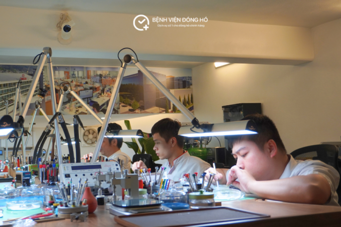 4 TIÊU CHÍ VÀNG ĐỂ TRỞ THÀNH KỸ THUẬT VIÊN SỬA CHỮA ĐỒNG HỒ